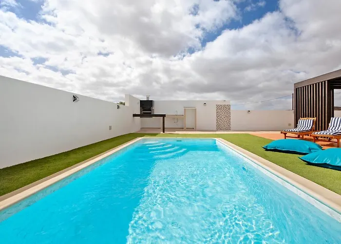 Holiday home Mayantigo Juan Gopar